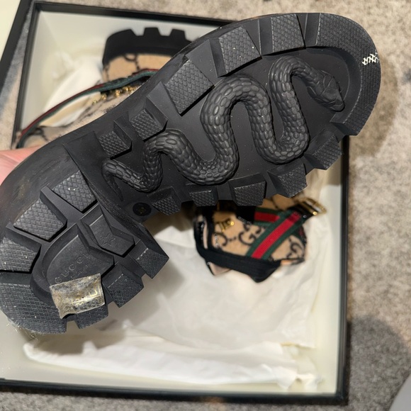 Gucci Women's Beige and Black Combat Boots - Picture 4 of 4